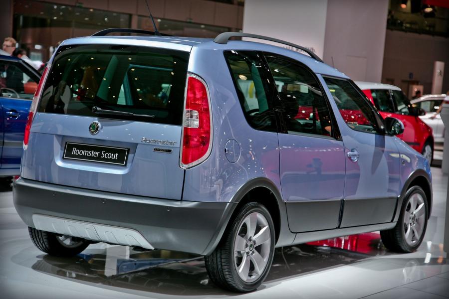 Skoda Roomster Scout 2007 года  (фото 10 из 40)